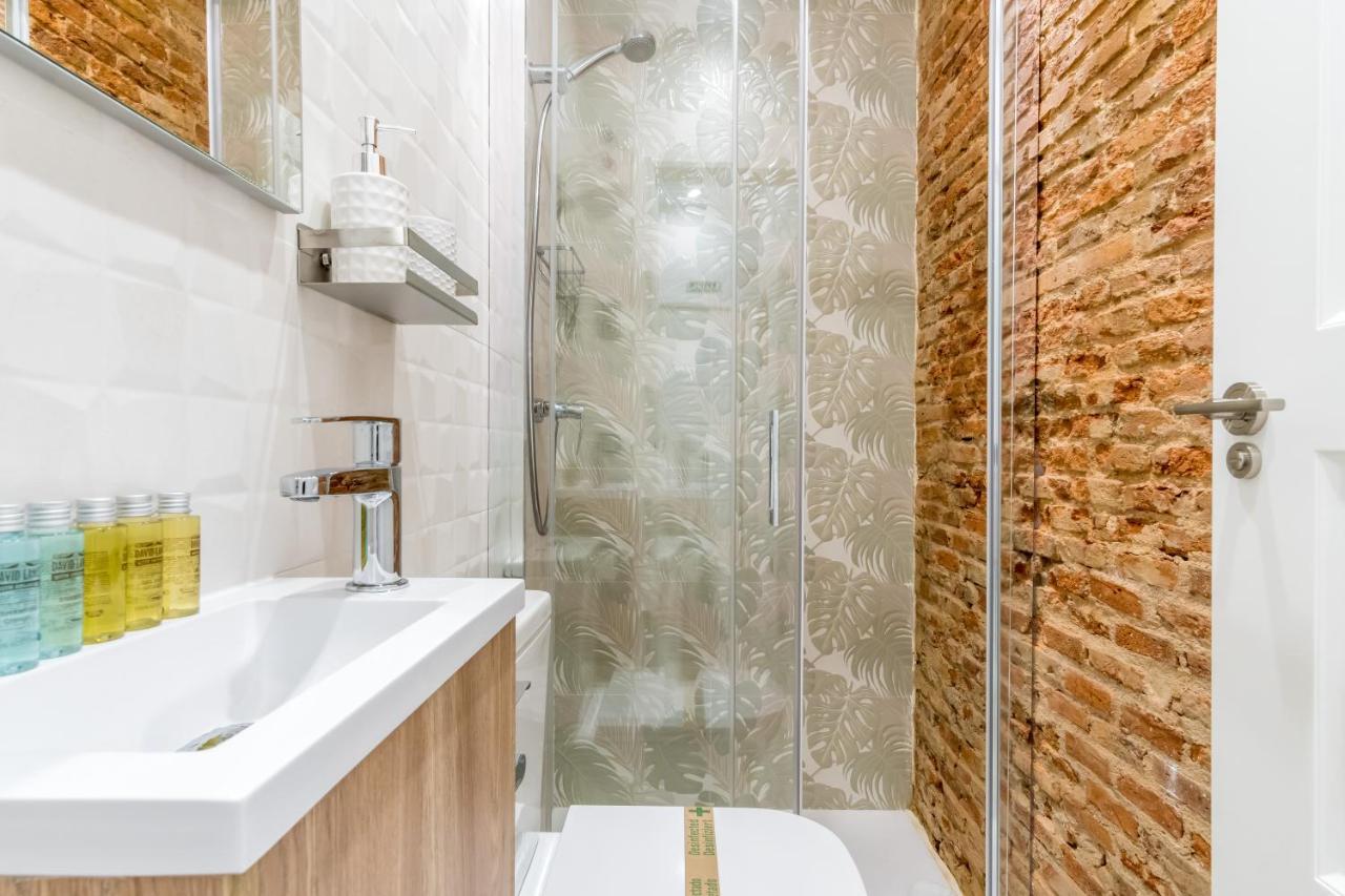 2 Habitaciones 2 Banos- Moderno Y Acogedor - Imperial มาดริด ภายนอก รูปภาพ